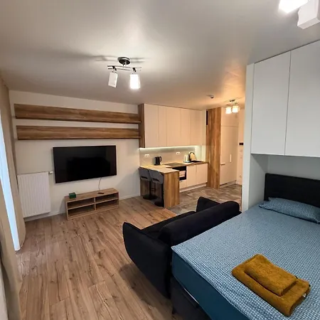 Apartamento New Cozy In A Gated Complex In Wola *