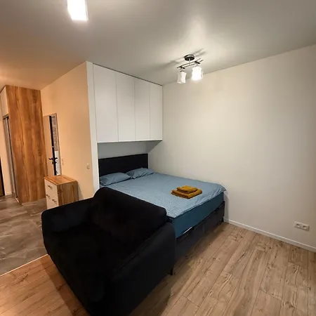 New Cozy In A Gated Complex In Wola * Varsóvia